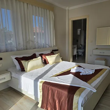 Zarina Villa *