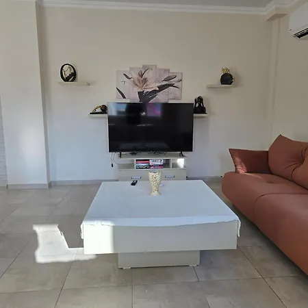 Villa Zarina